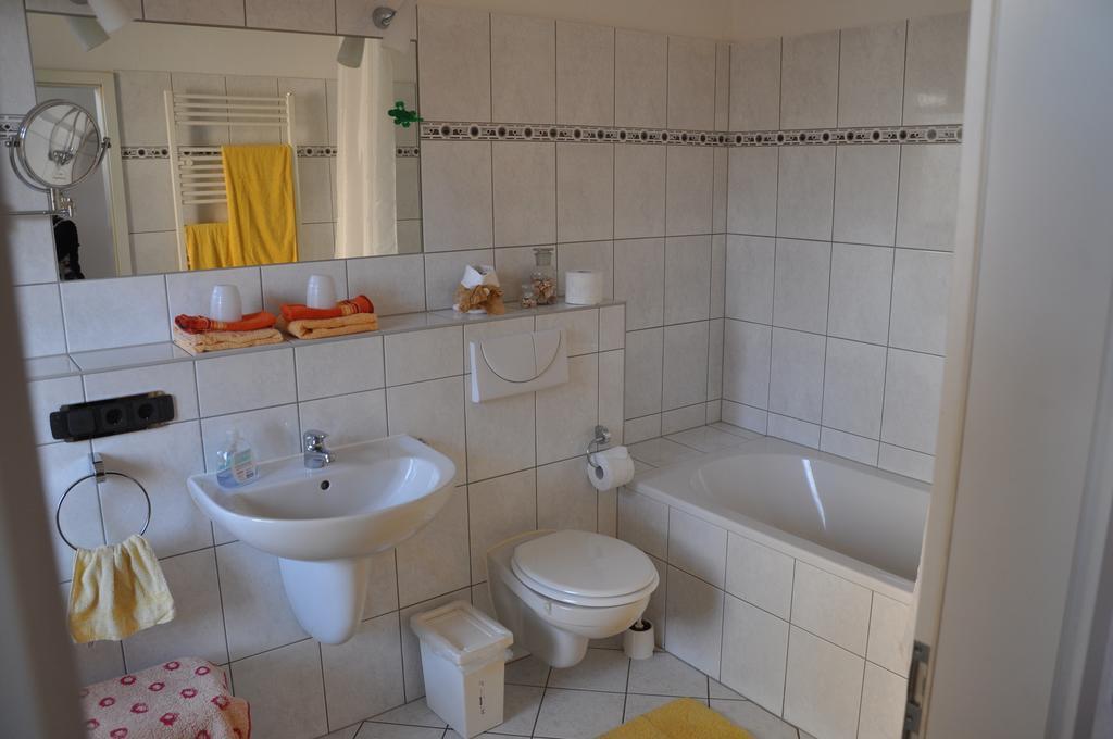 Martina`s Gästezimmer Erfurt Exterior foto